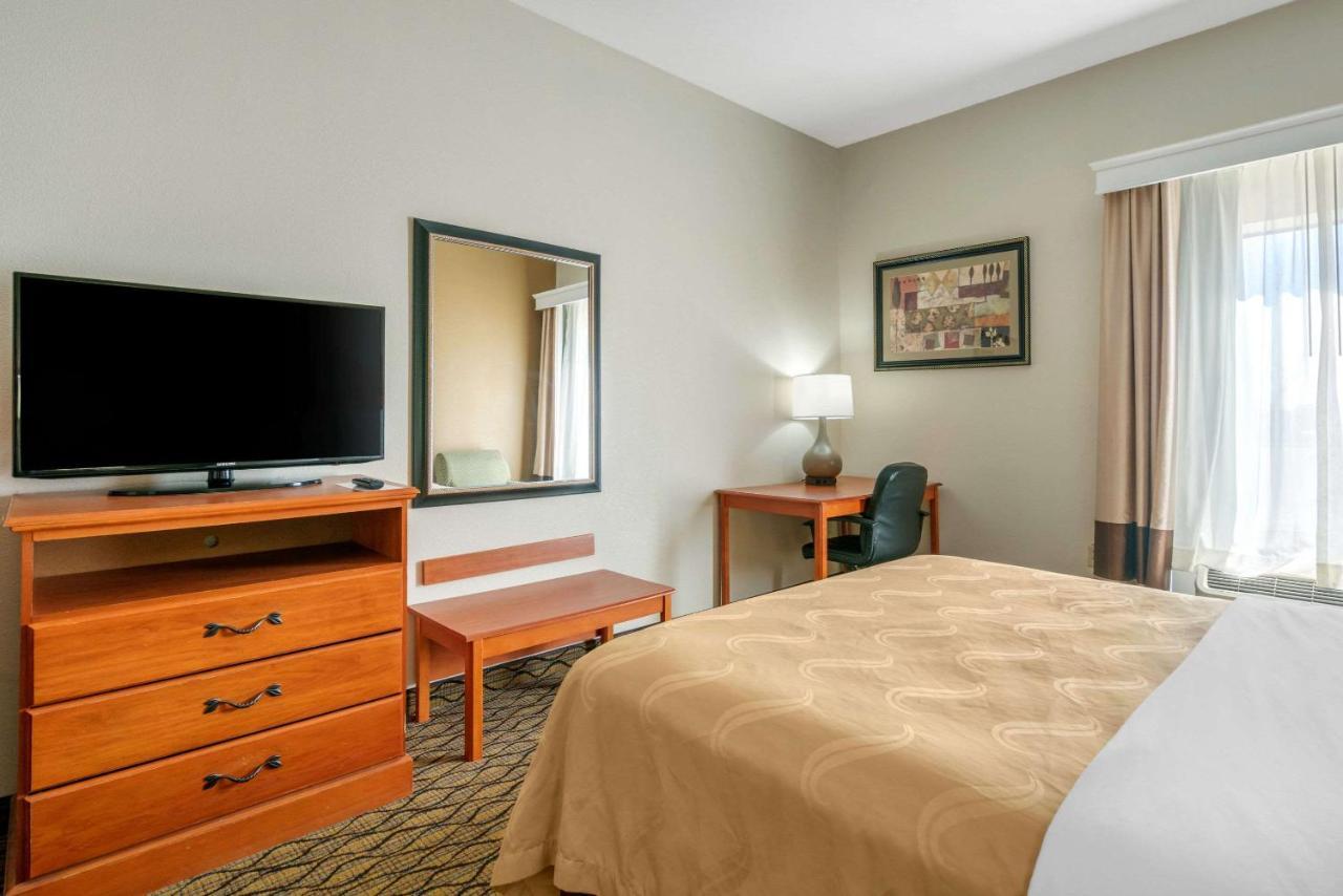 Quality Inn & Suites Джефферсон-Сити Экстерьер фото