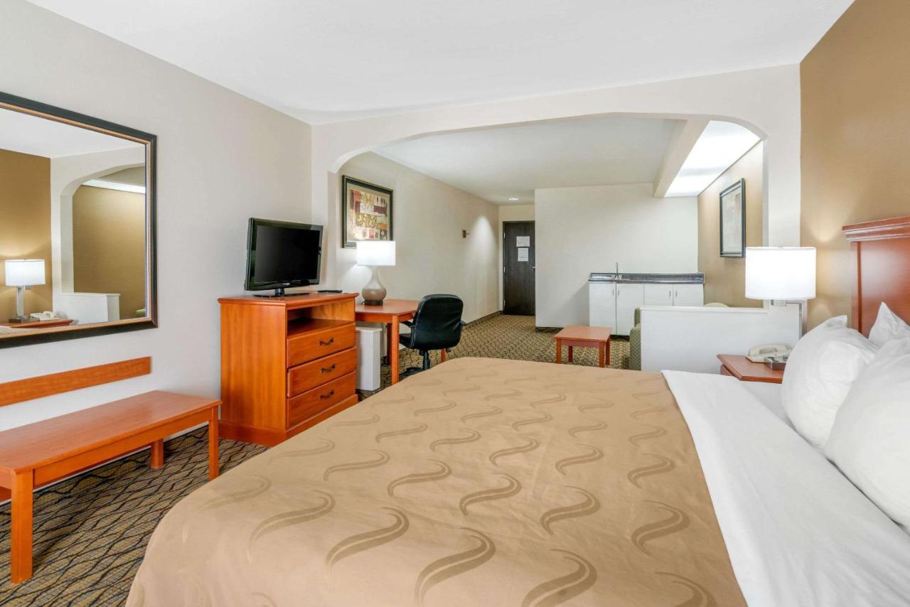 Quality Inn & Suites Джефферсон-Сити Экстерьер фото