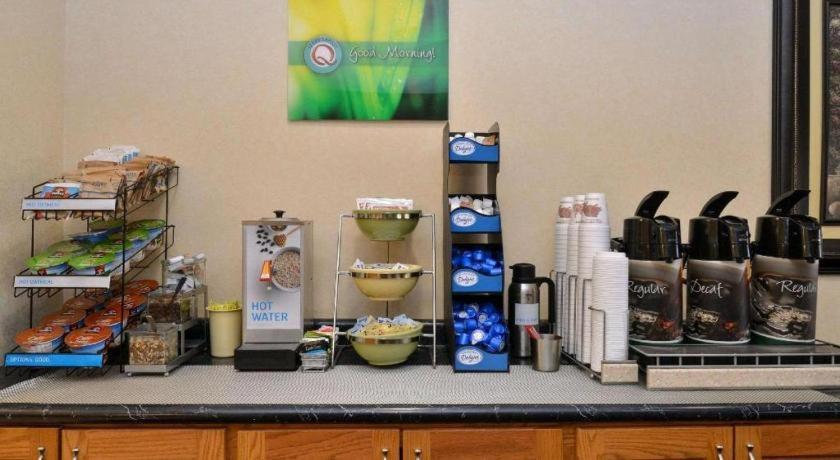 Quality Inn & Suites Джефферсон-Сити Экстерьер фото