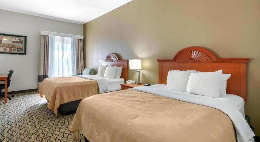 Quality Inn & Suites Джефферсон-Сити Экстерьер фото