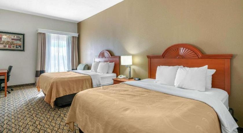 Quality Inn & Suites Джефферсон-Сити Экстерьер фото
